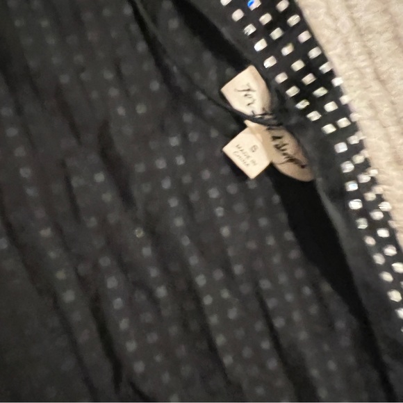 FOR LOVE & LEMONS AFTER DARK HALTER TOP - Picture 3 of 4